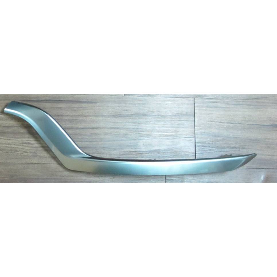 FORD TRUCKS & VANS EXPLORER FRONT BUMPER SIDE LOWER MLDG LEFT (Driver Side) SATIN- CHROME (PLATINUM) **CAPA** OEM#JB5Z17E811CA 2018-2019 PL#FO1046109C