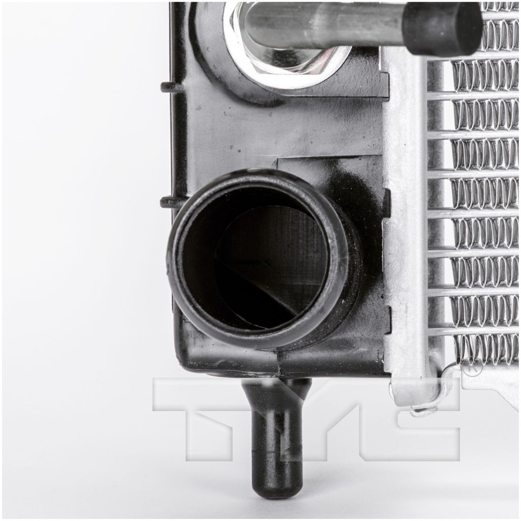 HYUNDAI TUCSON (USE CUC13077)RADIATOR (2.0/L4)M/T WO/TRANS OIL COOLER OEM#253102E821 2007-2009 PL#HY3010164