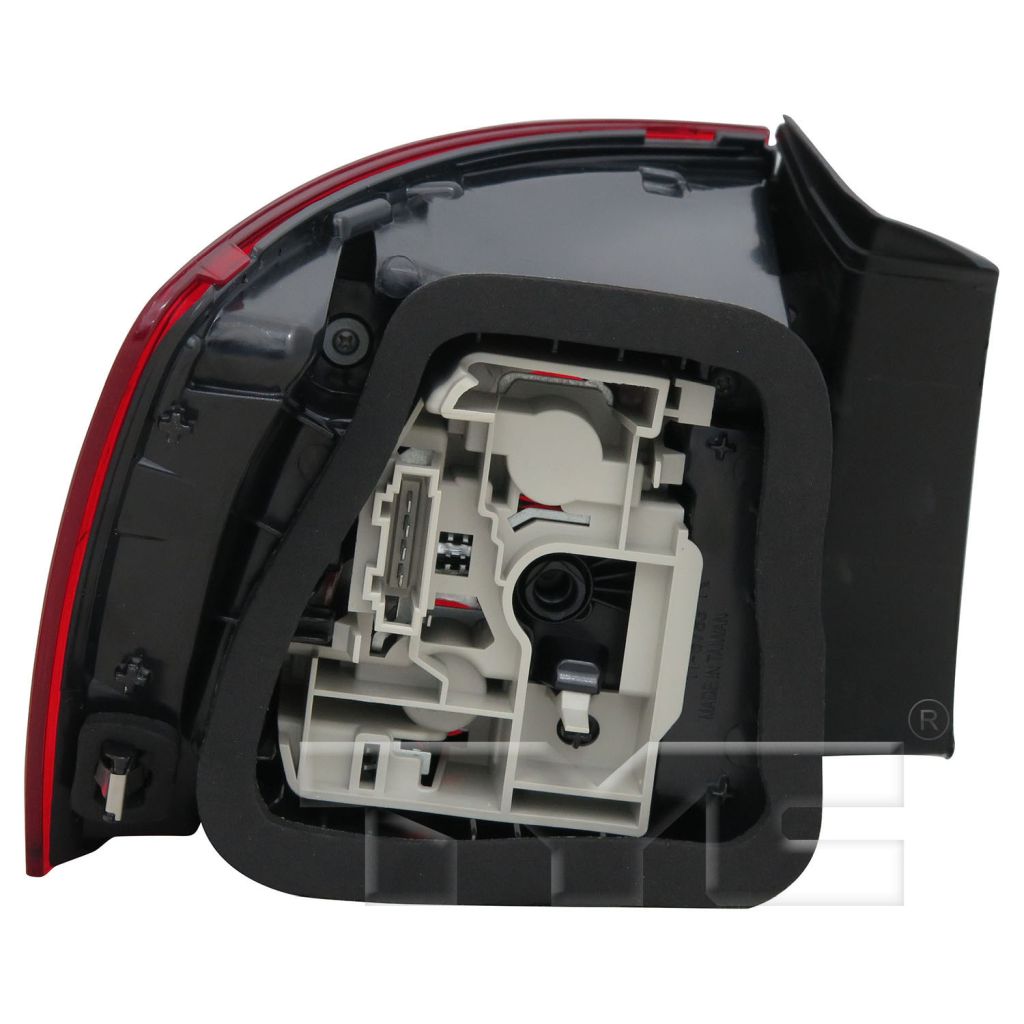 VOLKSWAGEN JETTA SEDAN (EXC GLI) TAIL LAMP ASSEMBLY RIGHT (Passenger Side) (OUTER)(WO/LED)(TO 6/28/15) **CAPA** OEM#5C6945096F 2015 PL#VW2805112C
