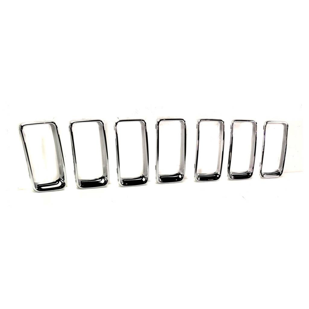 JEEPVEHICLE GRAND CHEROKEE / GRAND CHEROKEE WK GRILLE TRIM RINGS SET (7pc) CHROME**CAPA** OEM#68227779AA 2014-2016 PL#CH1210116C