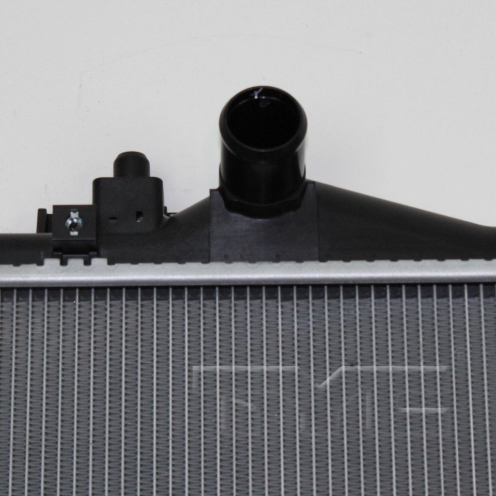 SUZUKI GRAND VITARA RADIATOR A/T (2.4L)(W/TOC) OEM#1770065J10 2009-2013 PL#SZ3010140
