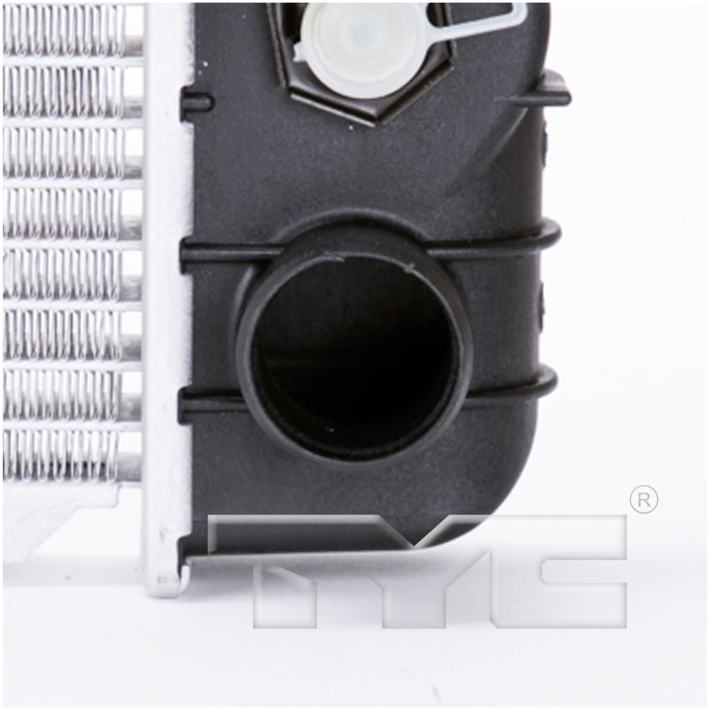 GM TRUCKS & VANS CHEVY/GMC/VAN(Express/Savana) RADIATOR 4.3/V6 5.7/V8 W/EOC (1-1/4" CORE) OEM#15762434 1996-2002 PL#GM3010304