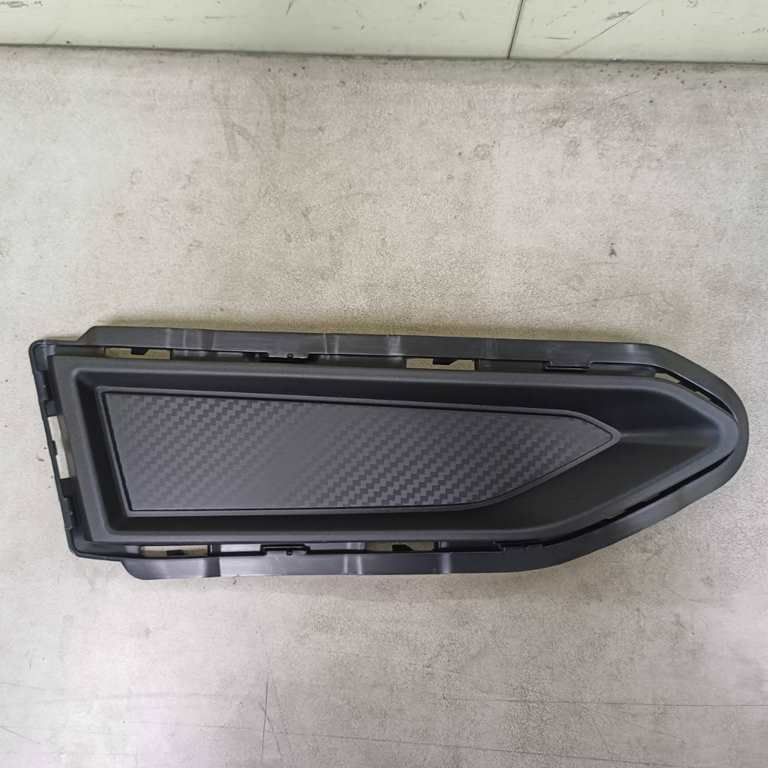 NISSAN VERSA SEDAN FOG LAMP COVER RIGHT (Passenger Side) (WO/FOG) **CAPA** OEM#622566EM0B 2023-2025 PL#NI1039195C