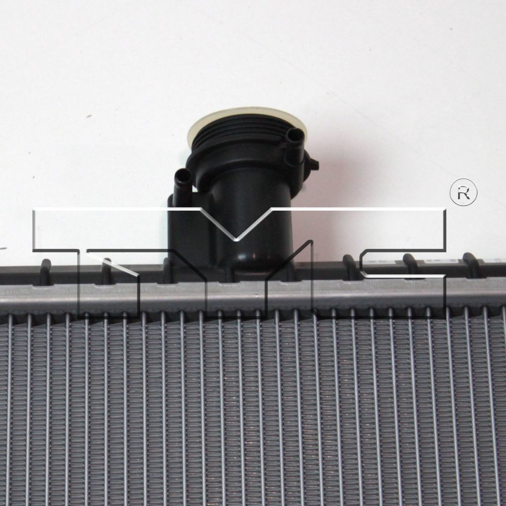 CHEVROLET CAMARO CONV RADIATOR (6.2/V8 SS MDL) W/TOC OEM#92218352 2011 PL#GM3010535