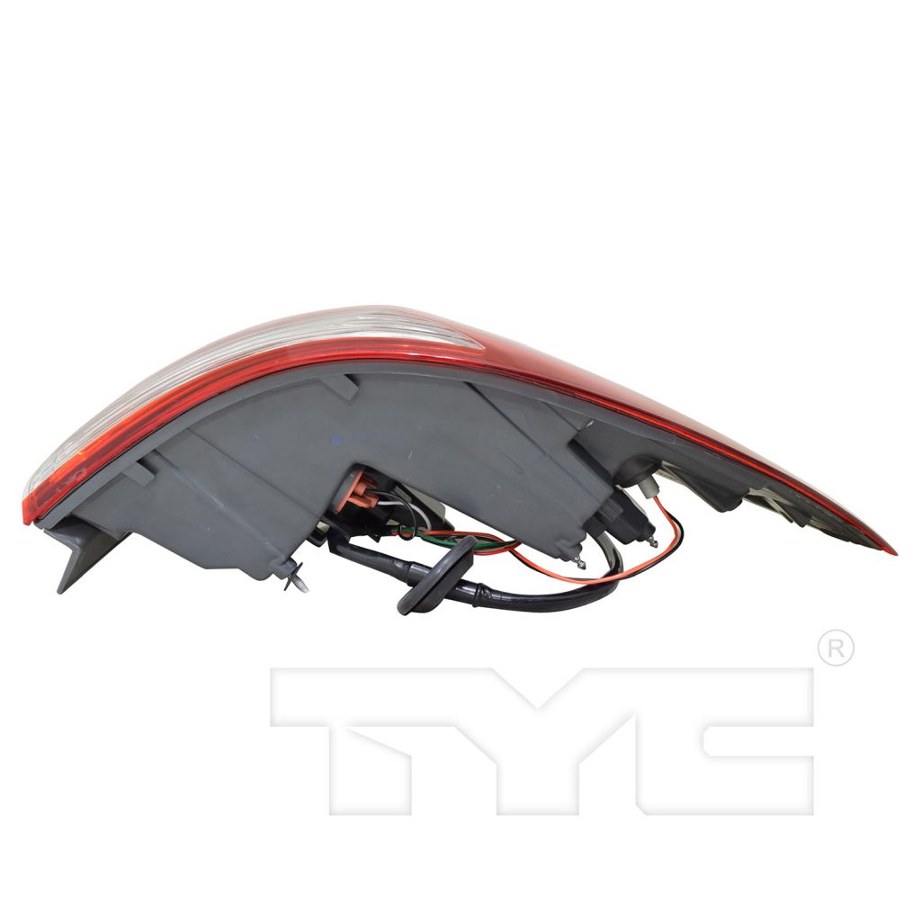 HYUNDAI ELANTRA SEDAN TAIL LAMP ASSY RIGHT (Passenger Side) (OUTER)(LED)(2.0L)**CAPA** OEM#92402F2120 2017-2018 PL#HY2805141C