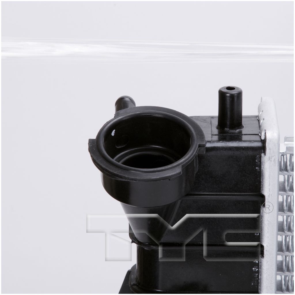 BUICK PARK AVE/ULTRA (FWD) RADIATOR 3.8/V6 W/O Low Coolant Sensor OEM#89018546 2000-2005 PL#GM3010120