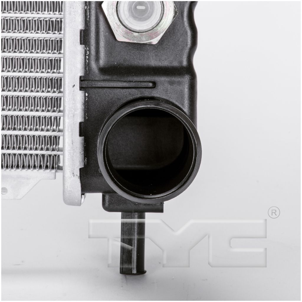 JEEP LIBERTY RADIATOR 3.7/V6 OEM#52080118AB 2002-2005 PL#CH3010275