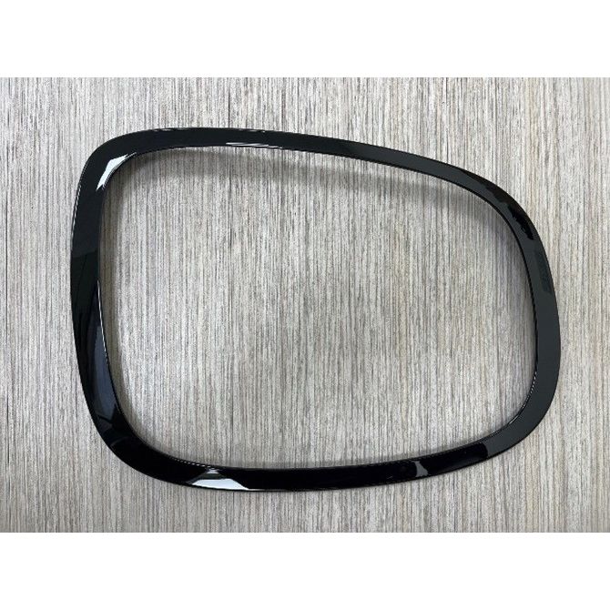 MINI COOPER HARDTOP 2DOORS SE (ELECTRIC) TAIL ALMP BEZEL RIGHT (Passenger Side) GLOSS-BLACK OEM#63217464172 2020-2023 PL#MC2813102