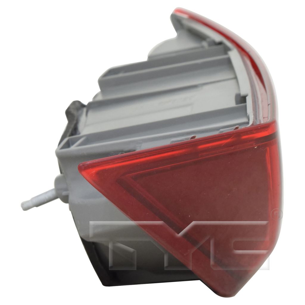 HYUNDAI ELANTRA SEDAN BACK-UP LAMP ASSY RIGHT (Passenger Side) (LED)(2.0L) OEM#92404F2120 2017-2018 PL#HY2803137