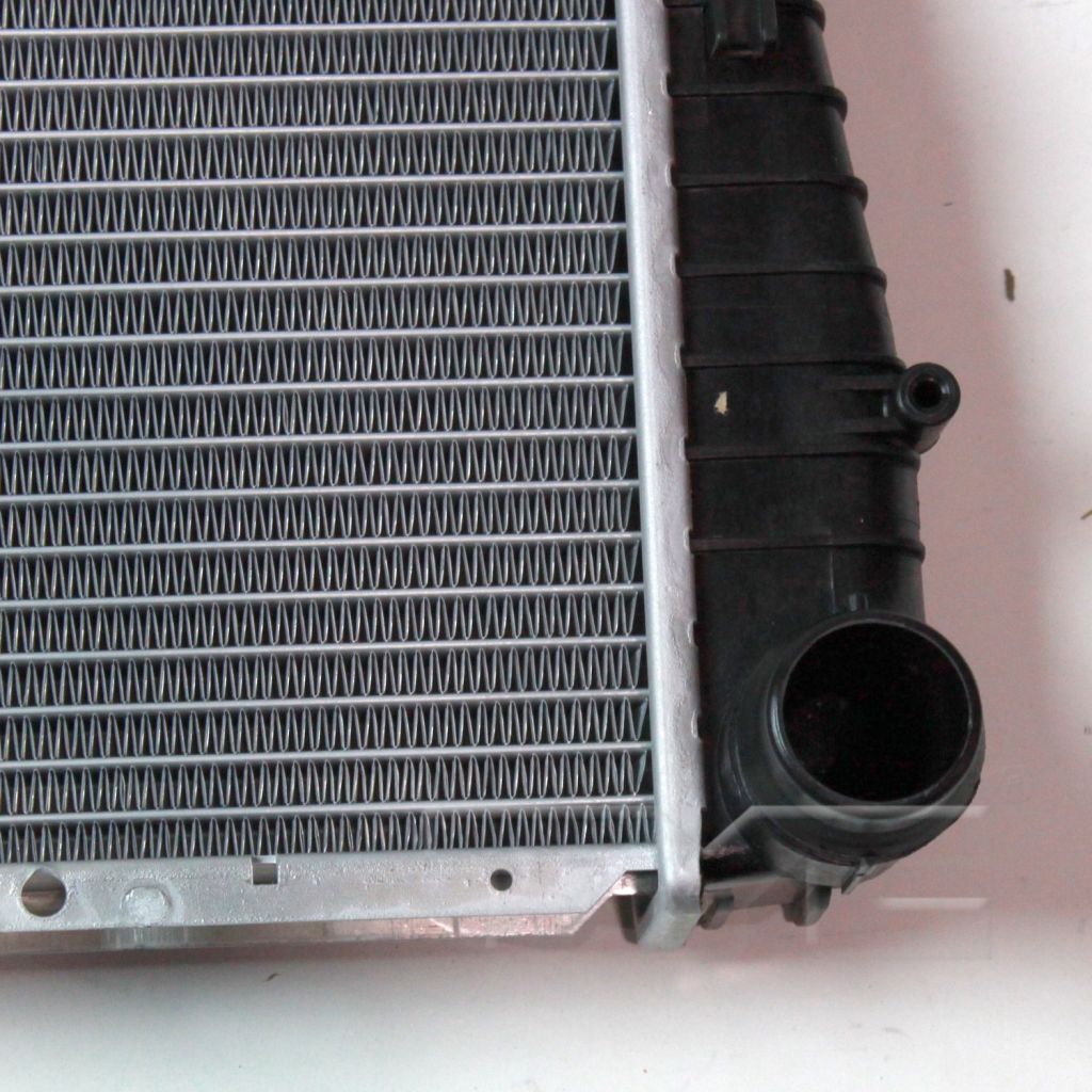 BMW BMW X5 RADIATOR 3.0/L6 A/T OEM#17107544668 2001-2006 PL#BM3010120