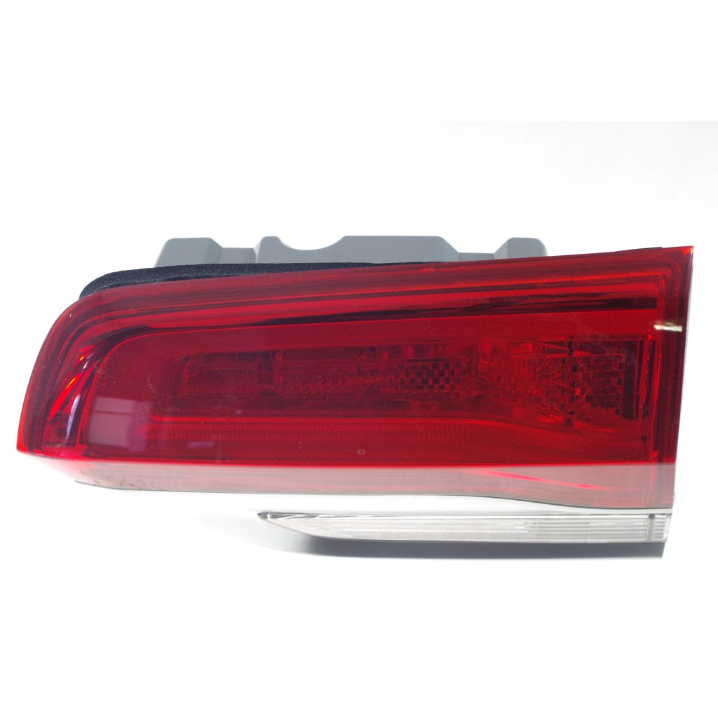 JEEPVEHICLE GRAND CHEROKEE / GRAND CHEROKEE WK BACK-UP LAMP ASSY RIGHT (Passenger Side) PLATINUM INSERT OEM#68236136AF 2014-2021 PL#CH2803112