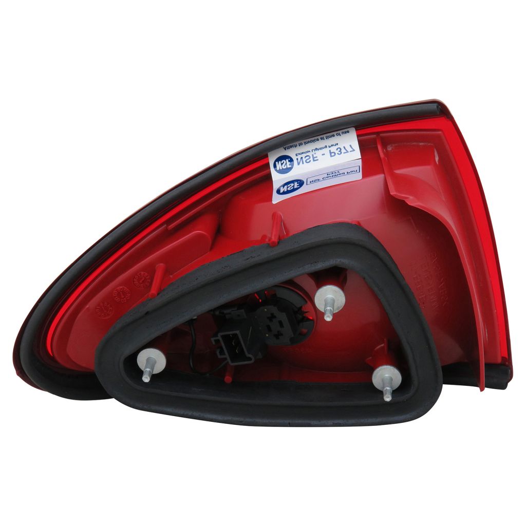 CHEVROLET CAVALIER TAIL LAMP UNIT RIGHT (Passenger Side) OEM#15142167 2003-2005 PL#GM2801160