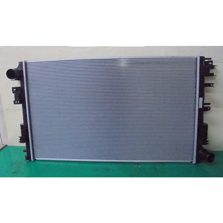 DODGE TRUCKS & VANS DODGE/PU R2500/3500 RADIATOR (6.7L DIESEL WO/HIGH OUTPUT ENG)(33" wide core) OEM#68322491AA 2019-2024 PL#CH3010391