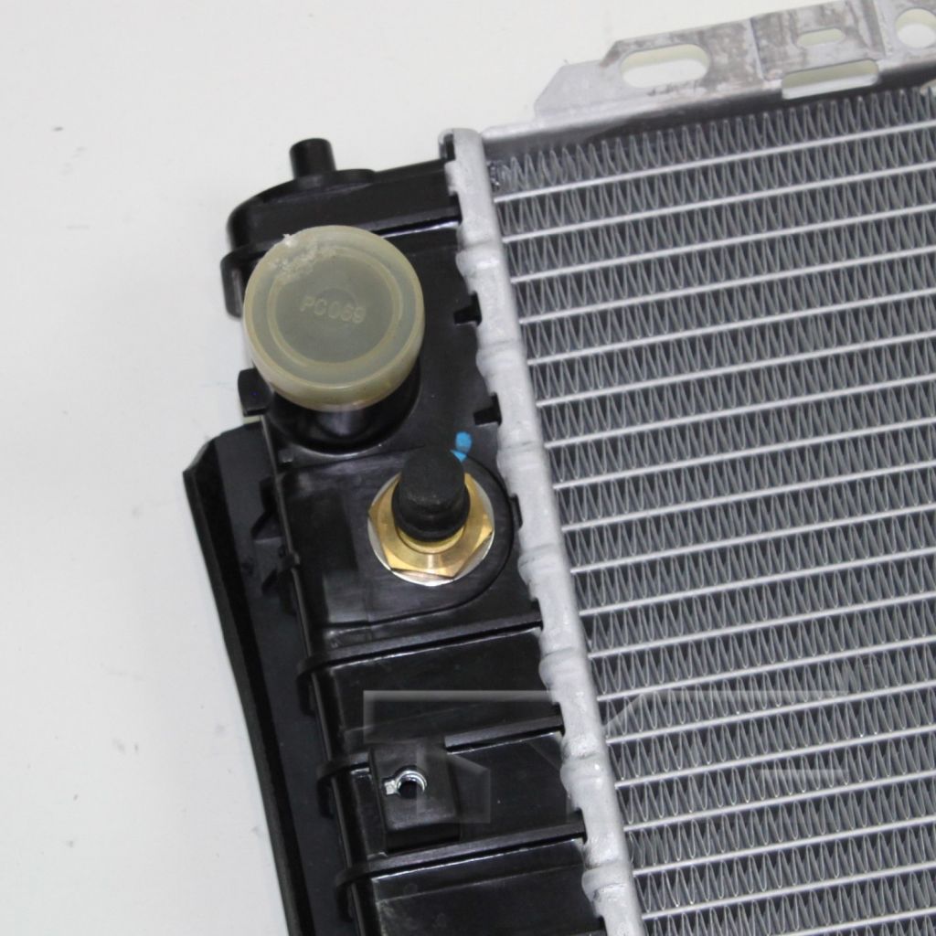 FORD TRUCKS & VANS ESCAPE RADIATOR (2.3/L4) OEM#H2MZ8005M 2005-2007 PL#FO3010257