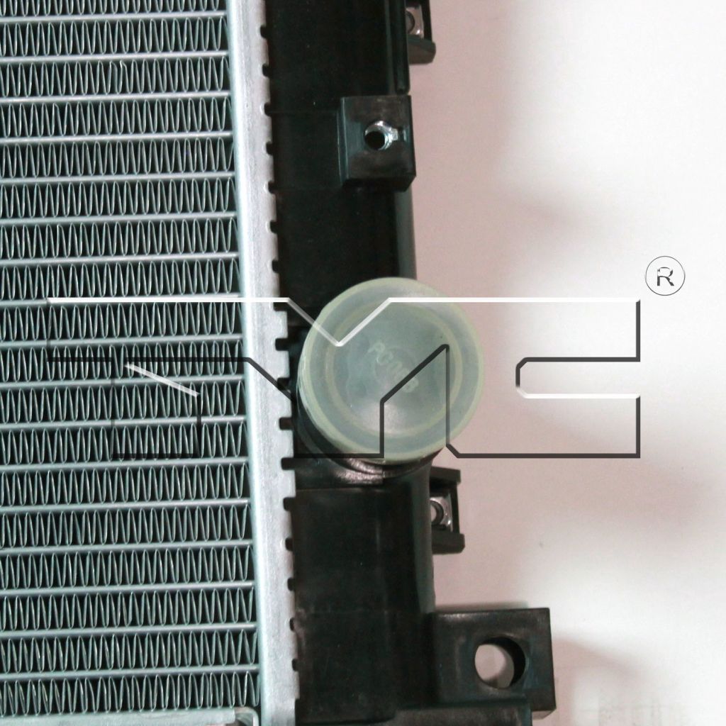 CHRYSLER PACIFICA RADIATOR 3.8L/4.0L OEM#68002782AA 2007-2008 PL#CH3010352