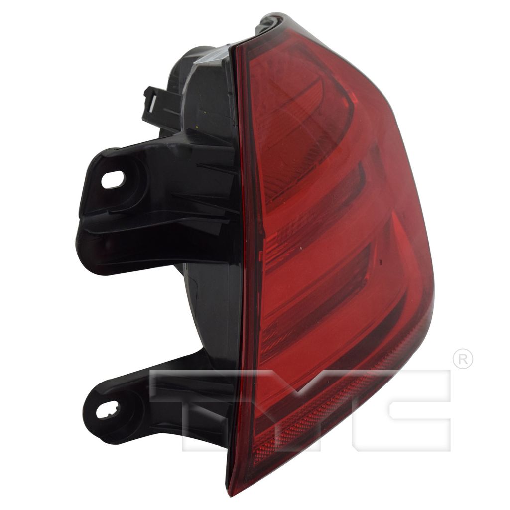 BMW BMW M3 SEDAN TAIL LAMP ASSEMBLY RIGHT (Passenger Side) (OUTER) **CAPA** OEM#63217313040 2015 PL#BM2805104C