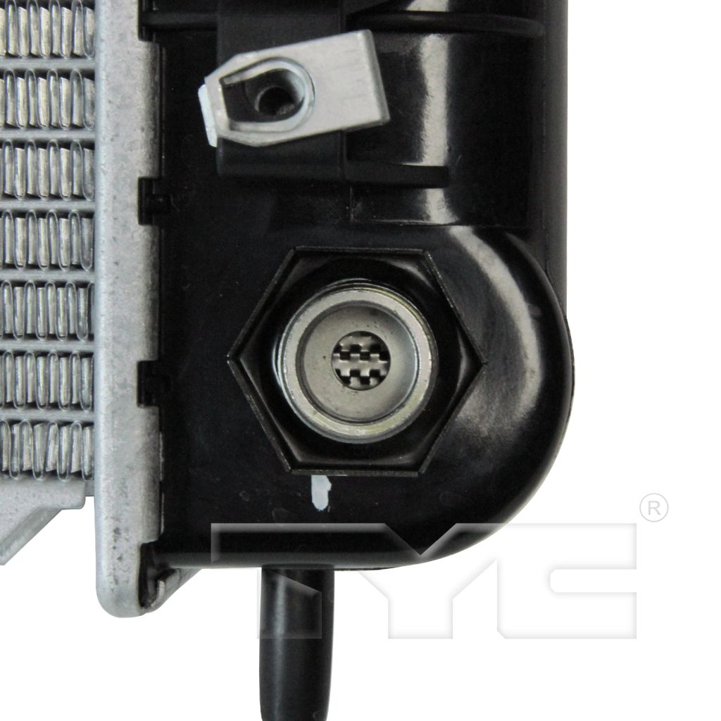 CADILLAC DEVILLE RADIATOR 4.6L/V8 W/O EOC OEM#89018715 2001-2005 PL#GM3010204