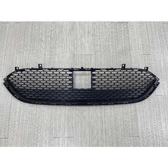 CHRYSLER PACIFICA FRONT BUMPER GRILLE BLACK (W/RADAR CRUISE) OEM#68259199AA 2017-2020 PL#CH1036210