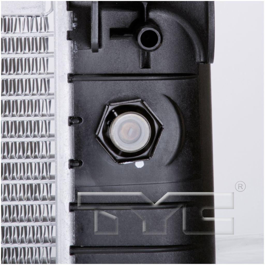 GM TRUCKS & VANS AVALANCHE RADIATOR (6.0L 07-09)(5.3L 6.2L/ STD 09-13) W/TOC W/EOC OEM#22840115 2007-2013 PL#GM3010476