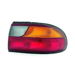 CHEVROLET CLASSIC TAIL LAMP ASSY RIGHT (Passenger Side) OEM#15894726 2004-2005 PL#GM2801132