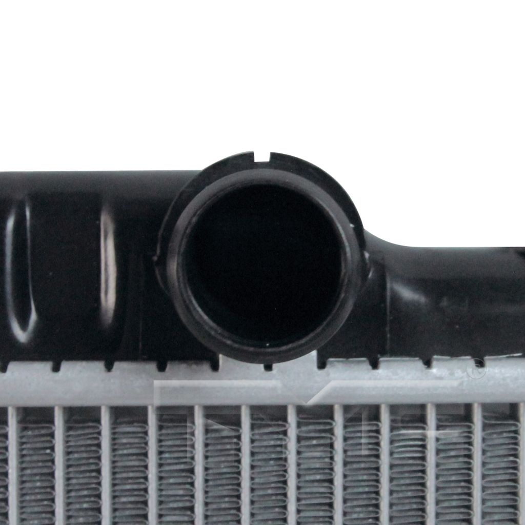 INFINITI G20 RADIATOR 2.0/L4 OEM#214607J107 1999-2002 PL#IN3010102