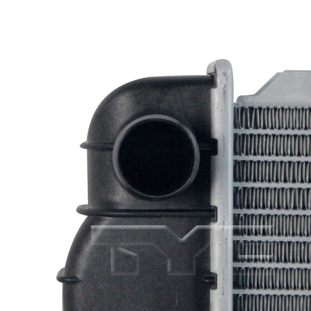 GM TRUCKS & VANS CHEVY/GMC/VAN(Express/Savana) RADIATOR 4.3/V6 5.0/5.7/V8 WO/EOC OEM#15762438 1996-2002 PL#GM3010305