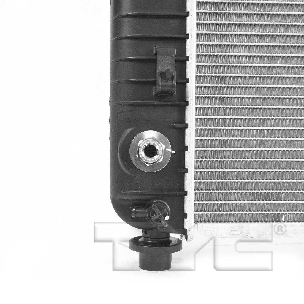 GM TRUCKS & VANS SIERRA/PU 2500/3500 (GMC) RADIATOR (6.0L)(A/T)(W/EOC)(34 x 17 1/2 x 1) OEM#22840116 2007-2010 PL#GM3010274