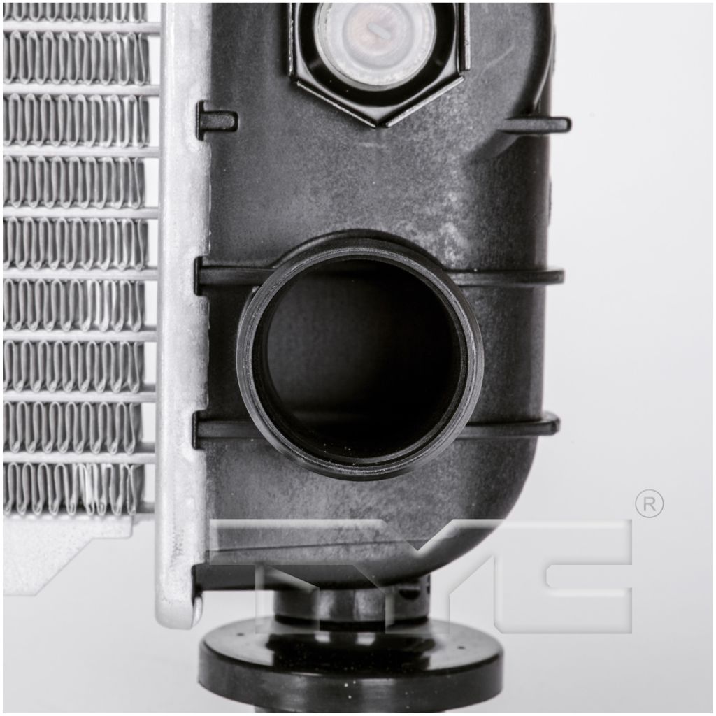 CADILLAC ESCALADE EXT (PICKUP) RADIATOR 5.3L/V8 (28 1/4" CORE) OEM#15193110 2002-2005 PL#GM3010436