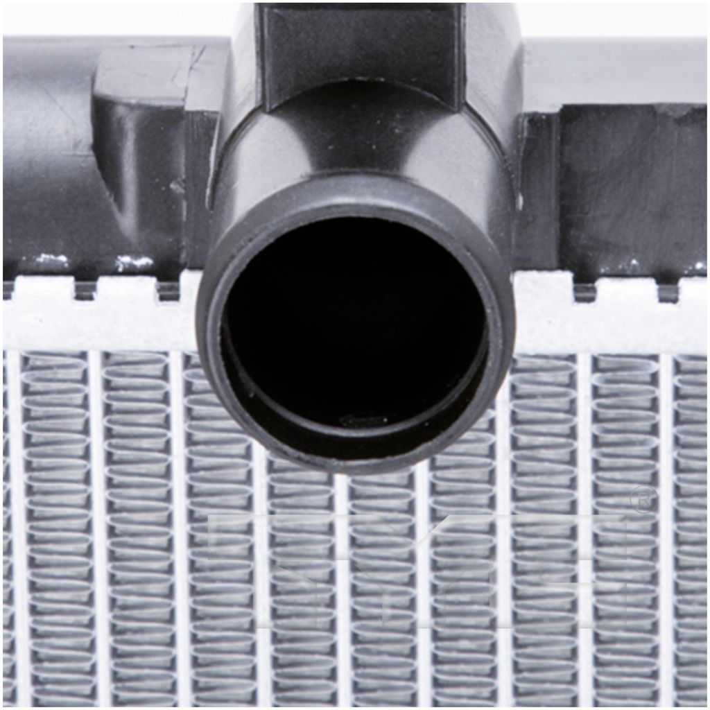 SUZUKI AERIO RADIATOR 3.0L V6 AT OEM#1770054G20 2002 PL#SZ3010133