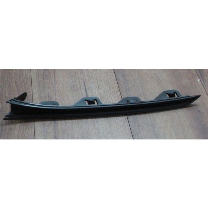 VOLKSWAGEN PASSAT FOG LAMP COVER LOWER MLDG LEFT (Driver Side) TXT-BLACK (S/SE/SEL) OEM#561853665T9B9 2020-2022 PL#VW1046116