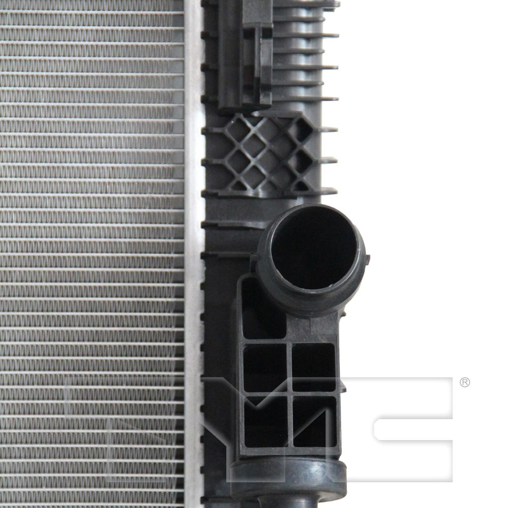 FORD TRUCKS & VANS FORD/PU (F250/350/450) Super Duty RADIATOR (6.2/7.3L) OEM#HC3Z8005G 2020-2022 PL#FO3010368