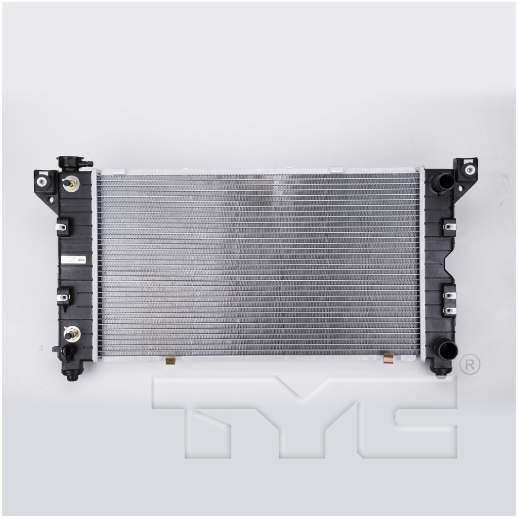 DODGE TRUCKS & VANS CARAVAN RADIATOR (2.4L/3.0L/3.3L/3.8L)(Outlet On Driver Side) OEM#4682976AC 1996-2000 PL#CH3010164