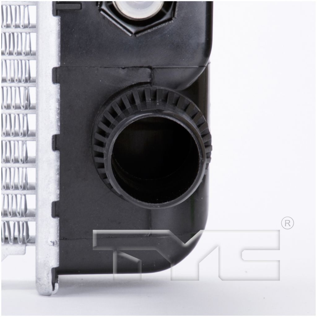 GM TRUCKS & VANS CHEVY/GMC/VAN(Express/Savana) RADIATOR 5.3/V8 W/TOC WO/EOC OEM#22795303 2004-2014 PL#GM3010482