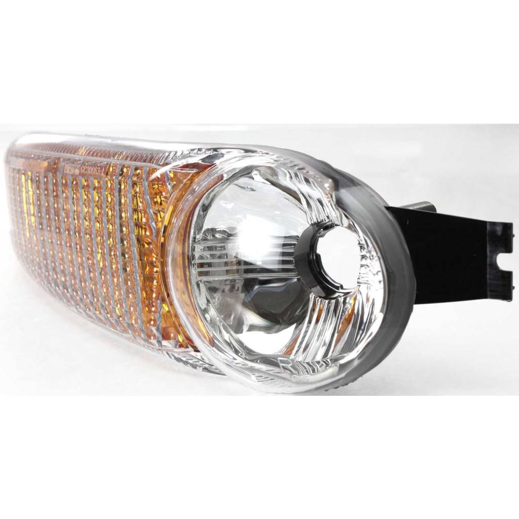 GM TRUCKS & VANS YUKON DENALI/YUKON XL DENALI (GMC) P/S/MARKER LAMP UNIT RIGHT (Passenger Side) (GMC) OEM#15199555 2001-2006 PL#GM2521182