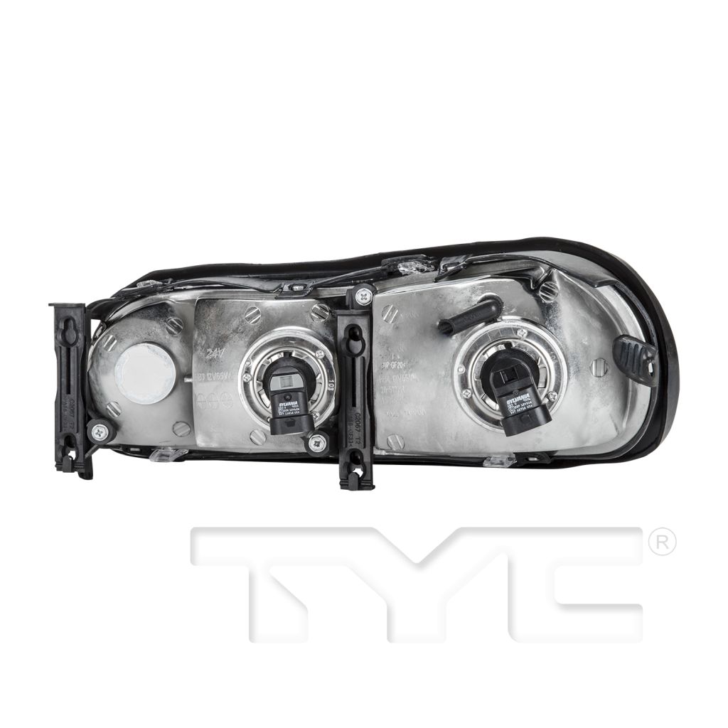 CHEVROLET CLASSIC HEAD LAMP ASSY RIGHT (Passenger Side) **CAPA** OEM#22618781 2004-2005 PL#GM2503154C