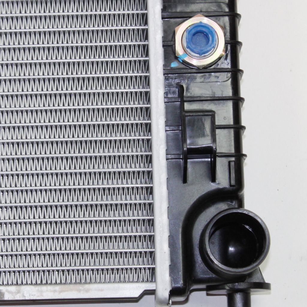 FORD FUSION RADIATOR 2.3/3.0L L4 A/T OEM#6E5Z8005C 2006-2009 PL#FO3010272