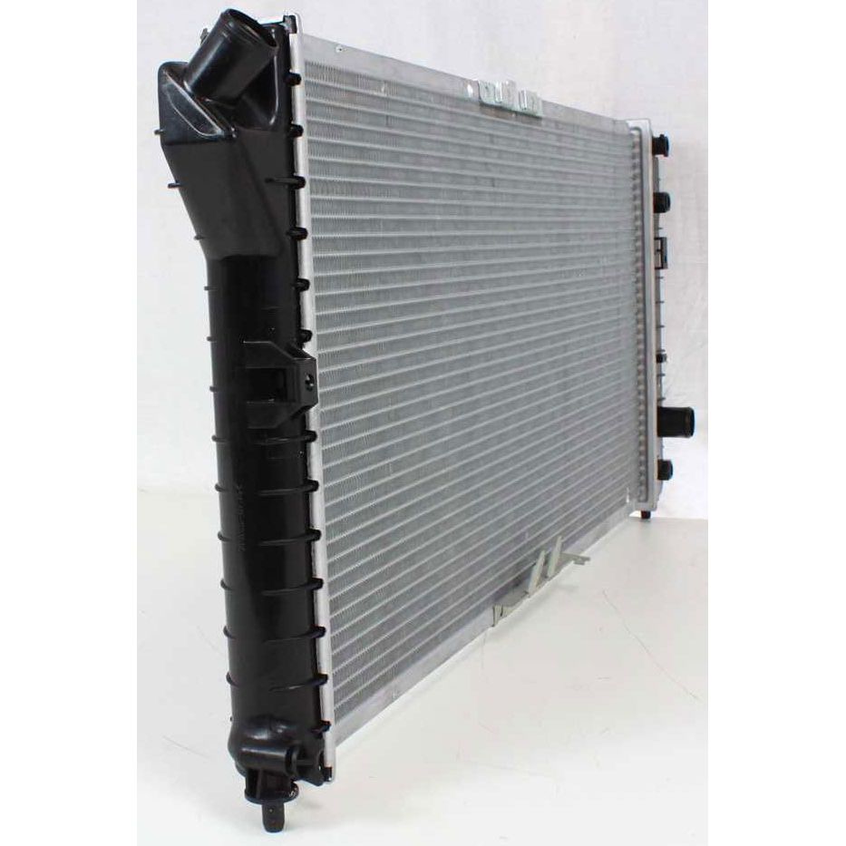 OLDSMOBILE INTRIGUE RADIATOR 3.5/V6 OEM#52479613 2000-2002 PL#GM3010212