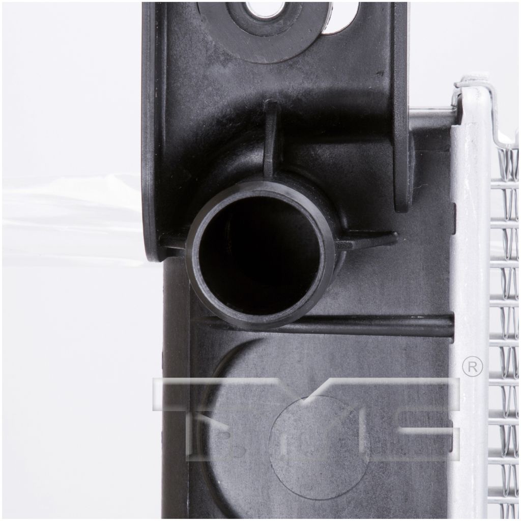 GM TRUCKS & VANS SILVERADO/PU 1500 (CHEVY) RADIATOR (4.3/V6) OEM#15841572 2007-2011 PL#GM3010519