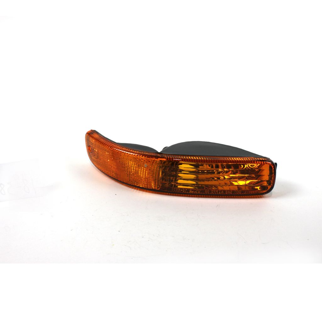 JEEPVEHICLE LIBERTY PARK LAMP UNIT RIGHT (Passenger Side) (AMBER) OEM#55155910AC 2002-2004 PL#CH2521139