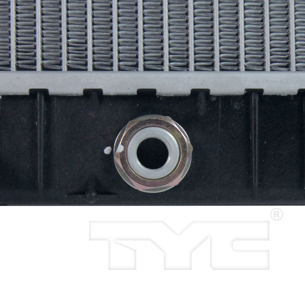 SUZUKI FORENZA RADIATOR (2.0L)(AT) OEM#1770085Z01 2004-2008 PL#SZ3010137