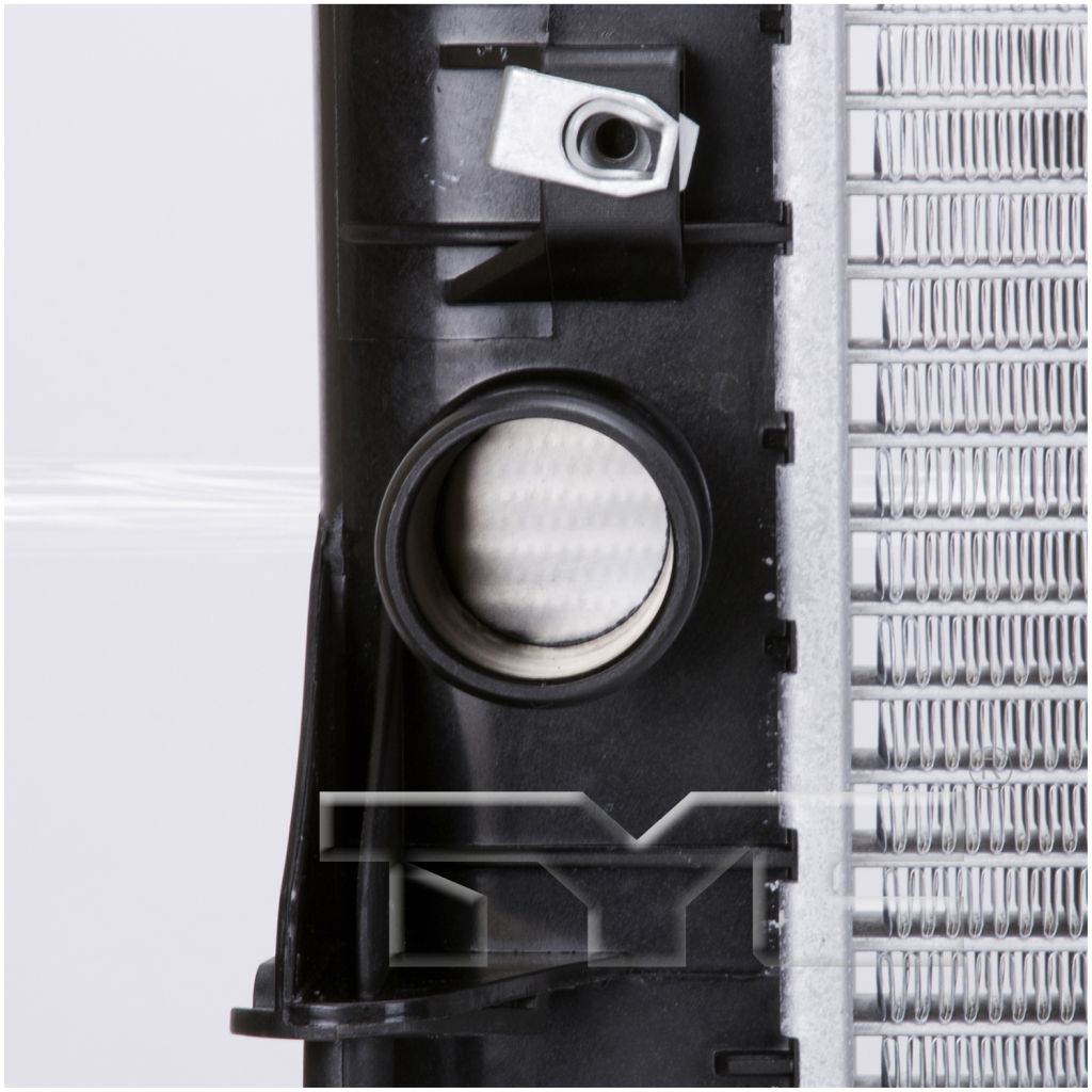CADILLAC DEVILLE RADIATOR 4.6L/V8 W/EOC OEM#52486950 2001-2005 PL#GM3010408