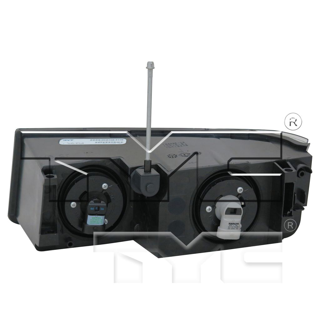 GM TRUCKS & VANS AVALANCHE HEAD LAMP ASSEMBLY RIGHT (Passenger Side) (W/PLASTIC BMP) OEM#15136537 2002-2006 PL#GM2503219