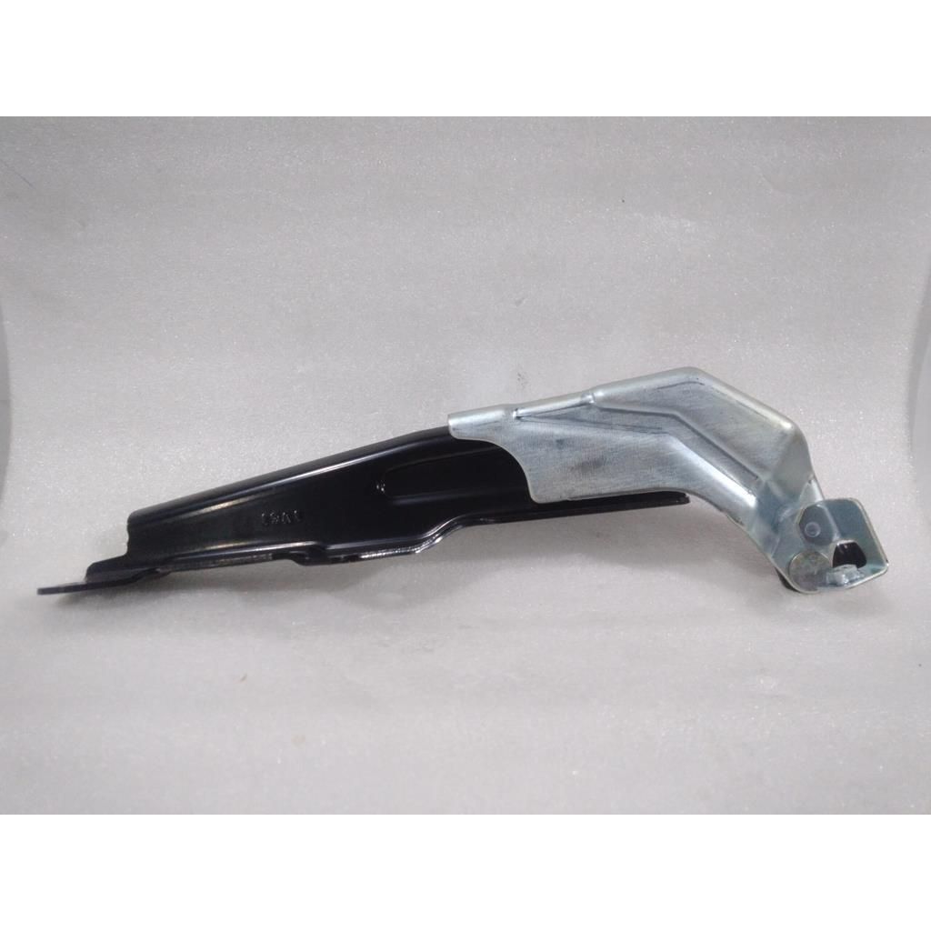 MITSUBISHI OUTLANDER (7 SEATER) HOOD HINGE LEFT (Driver Side) OEM#5905A207 2022-2025 PL#MI1236124