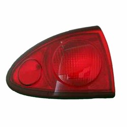 CHEVROLET MONTE CARLO TAIL LAMP UNIT LEFT (Driver Side) OEM#10326670 2000-2005 PL#GM2800180
