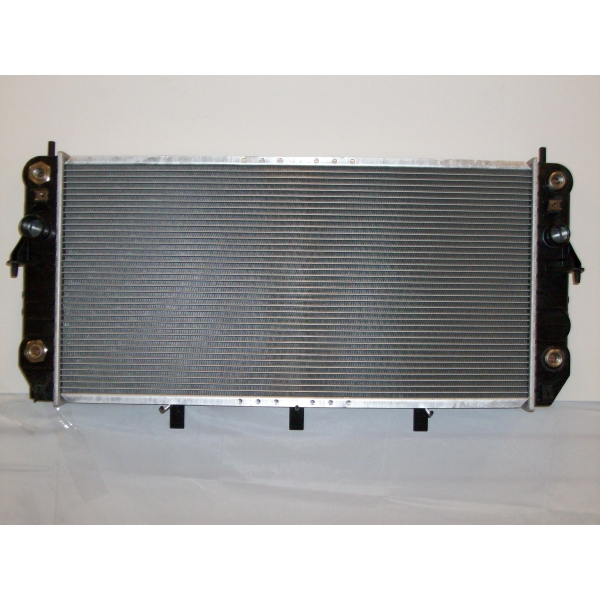 CADILLAC DEVILLE RADIATOR 4.6L/V8 W/EOC OEM#52486950 2001-2005 PL#GM3010408