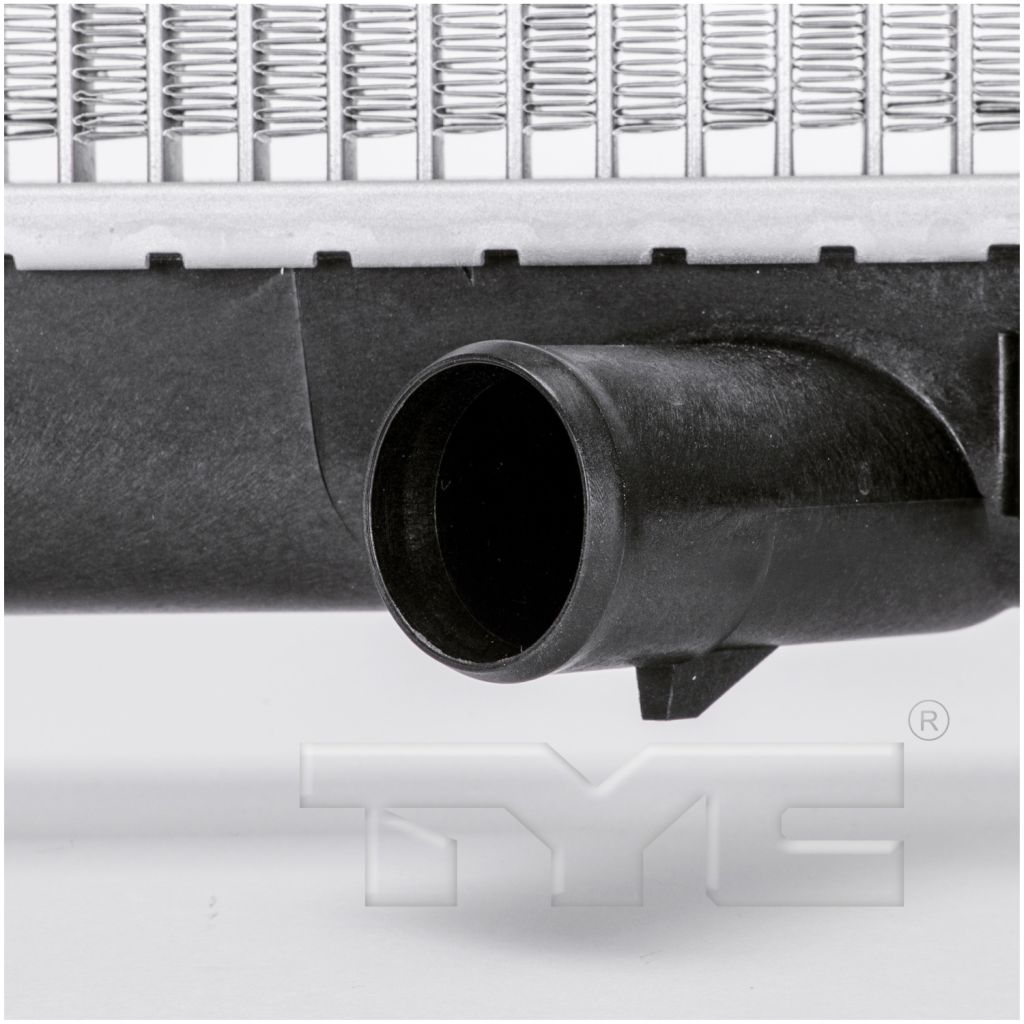 CHRYSLER PT CRUISER RADIATOR W/O TURBO OEM#5017404AD 2001-2010 PL#CH3010116