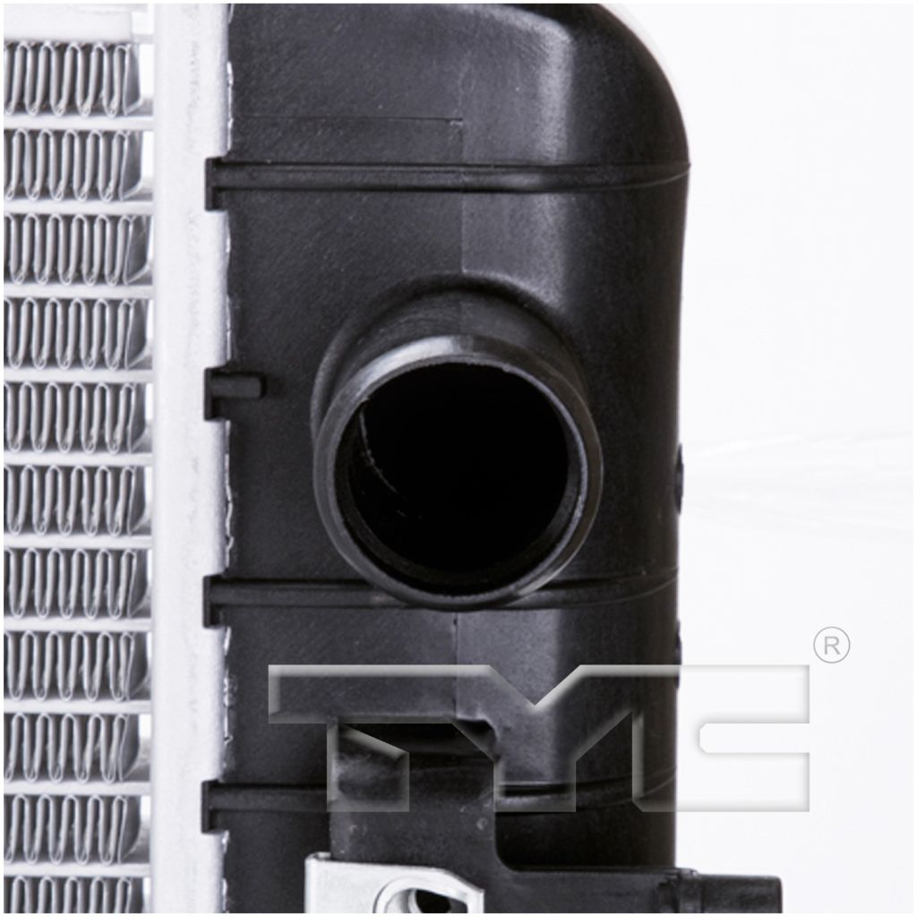 BUICK LUCERNE RADIATOR (4.6/V8) OEM#25769584 2006-2011 PL#GM3010493