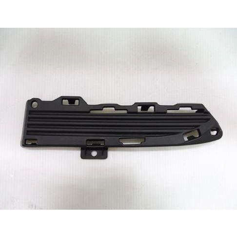MINI COOPER CONVERTIBLE 2DOORS AIR INLET GRILLE LEFT (Driver Side) (WO/SENSOR)(CENTER GRILLE LWR FILER) OEM#51117355239 2016-2021 PL#MC1088100